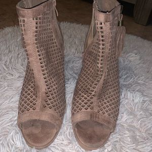 New heel booties(never worn)
